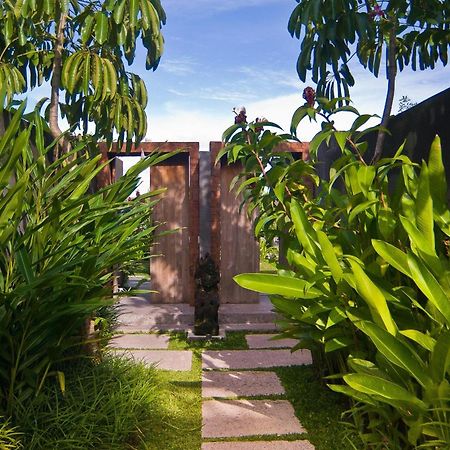 Komea Villa Canggu Buitenkant foto