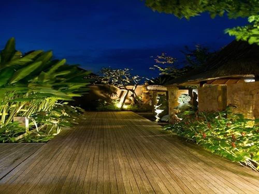 Komea Villa Canggu Buitenkant foto